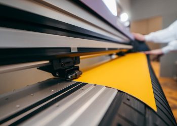 Ulotki jako narzędzie marketingowe – jak wyróżnić się na rynku? - Lifestyle Ulotki jako narzędzie marketingowe – jak wyróżnić się na rynku?